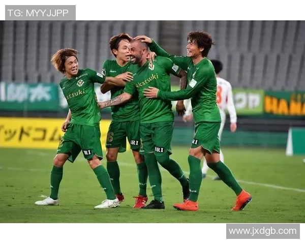 坦珀利与圣马丁的精彩对决分析及比赛前瞻