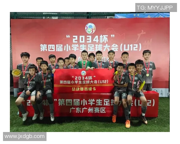 广州足球队比赛经验深度对比分析及其对未来发展的影响探讨MBA