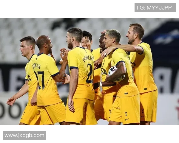 赫罗纳与热刺激战正酣双方争夺欧战资格的关键之战 赫罗纳与热刺激战正酣双方争夺欧战资格的关键之战