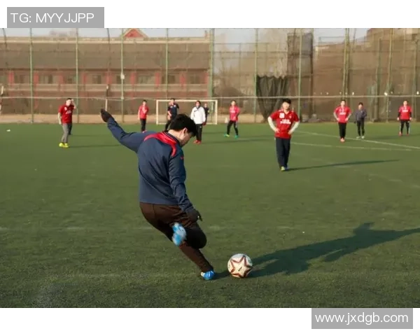 杭州足球队选拔赛表现评析速度优势与战术执行的完美结合MBA 杭州足球队选拔赛表现评析速度优势与战术执行的完美结合MBA