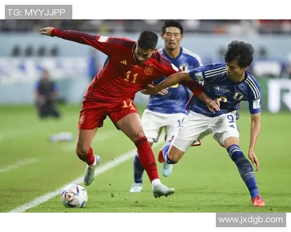 日本对阵卡塔尔精彩文字直播全程回顾与赛况分析 日本对阵卡塔尔精彩文字直播全程回顾与赛况分析