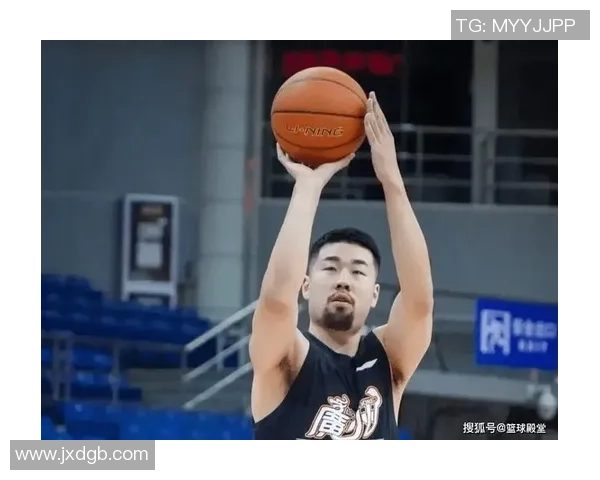 王泉泽的篮球之路从青涩少年到职业赛场的辉煌蜕变与成长故事